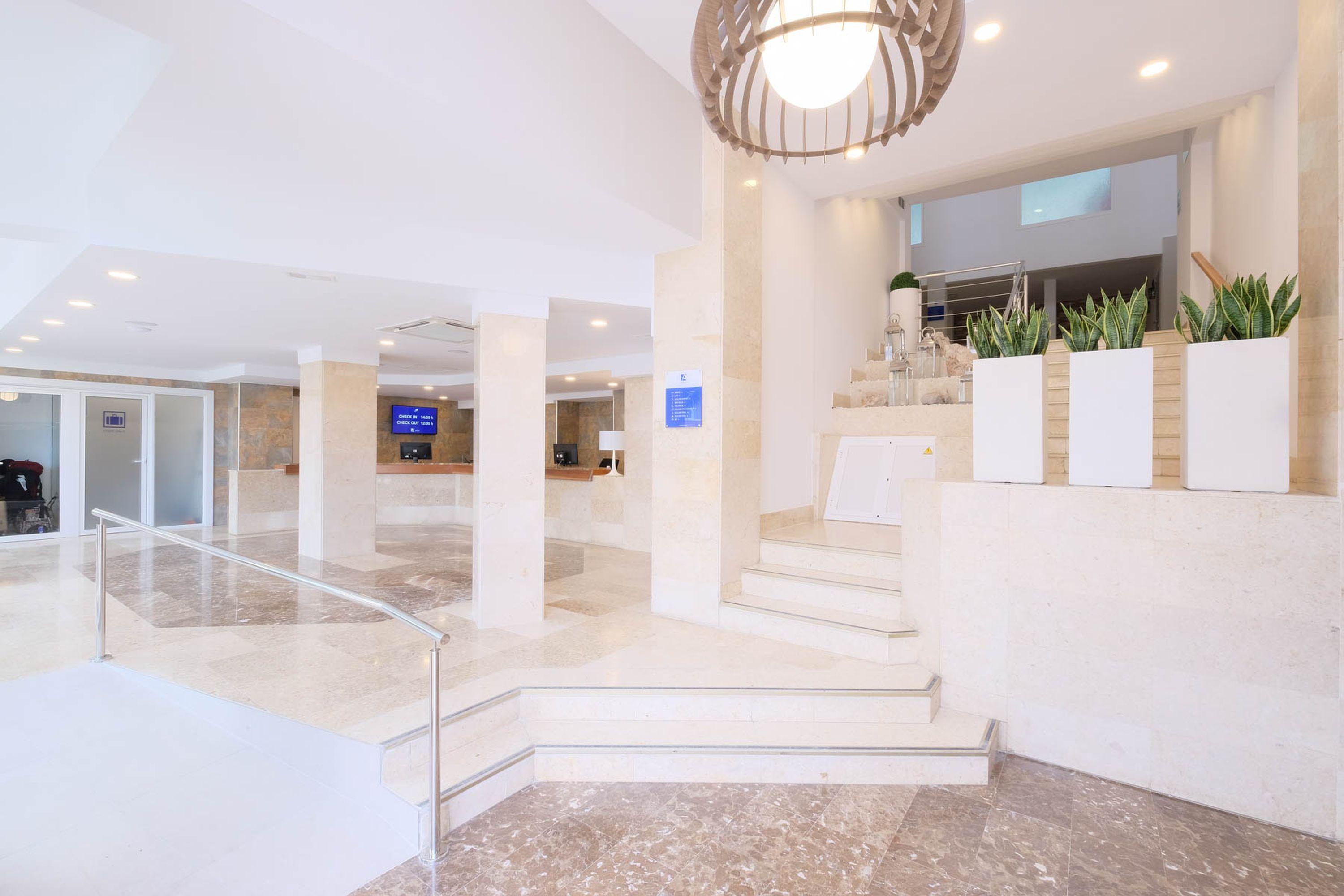 Azuline Hotel Palmanova Garden Exterior photo